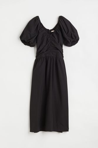 Gerafftes Kleid mit Puffärmeln Schwarz, Alltagskleider in Größe XS. Farbe: - H&M - Modalova