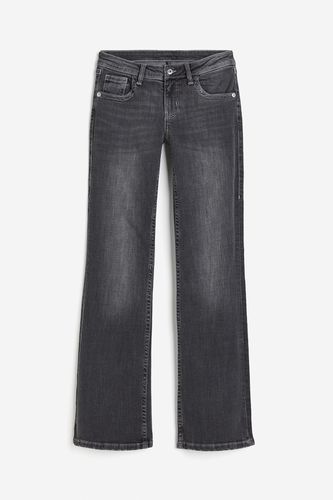 Flared Low Jeans Schwarz, Straight in Größe 42. Farbe: - H&M - Modalova