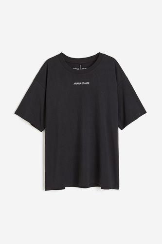 Kastiges T-Shirt mit Print Schwarz/Ariana Grande in Größe M. Farbe: - H&M - Modalova