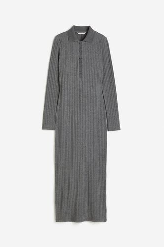 Jerseykleid mit Kragen Dunkelgrau, Alltagskleider in Größe S. Farbe: - H&M - Modalova