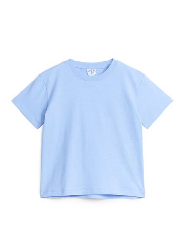 T-Shirt mit Rundhalsausschnitt Hellblau, T-Shirts & Tops in Größe 110/116. Farbe: - Arket - Modalova