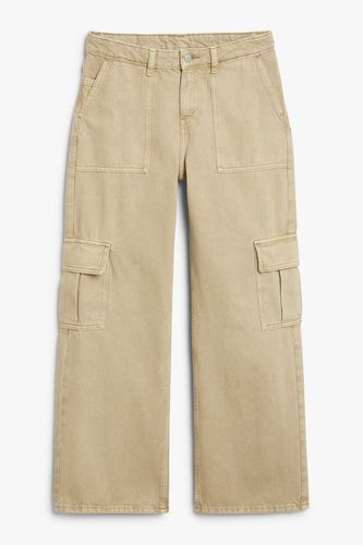 Cargo-Jeans niedriger Bund beige Verwaschenes Beige, Gepäck in Größe W 28. Farbe: Washed - Monki - Modalova