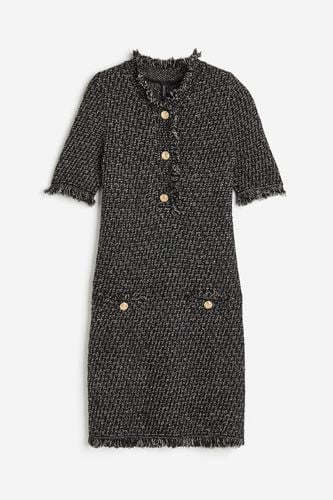Kleid in Strukturstrick mit Fransenbesatz Schwarz/Gemustert, Alltagskleider Größe S. Farbe: - H&M - Modalova