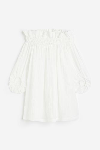 Schulterfreies Kleid in Oversize-Passform Weiß, Alltagskleider Größe S. Farbe: - H&M - Modalova