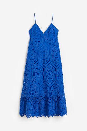 Kleid mit Broderie Anglaise Knallblau, Alltagskleider in Größe XL. Farbe: - H&M - Modalova