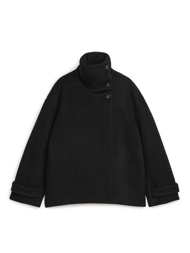 Flauschige Jacke aus Wollmischung Schwarz, Jacken in Größe 34. Farbe: - Arket - Modalova