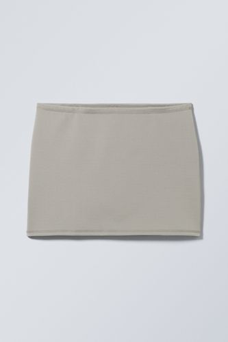 Minimalistischer Minirock Staubiges Grau, Röcke in Größe M. Farbe: - Weekday - Modalova
