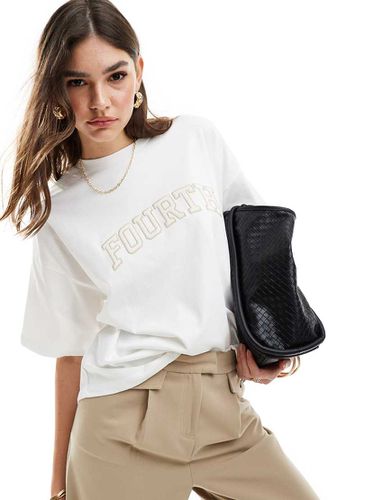 T-shirt oversize bianca con logo all'uncinetto - 4th & Reckless - Modalova