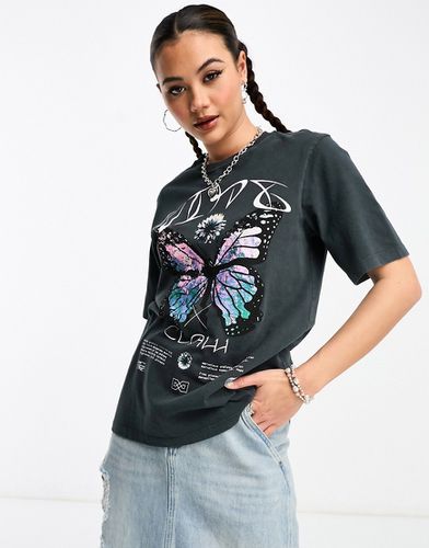 T-shirt oversize grigia slavata con stampa di farfalla - Collusion - Modalova