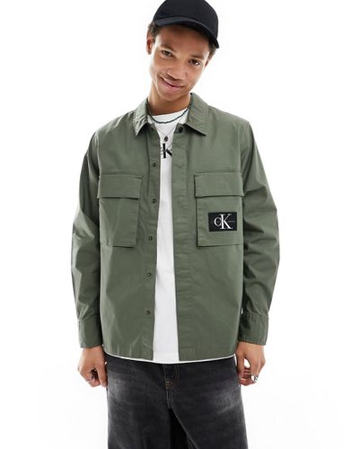 Camicia giacca multitasche color oliva - Calvin Klein Jeans - Modalova