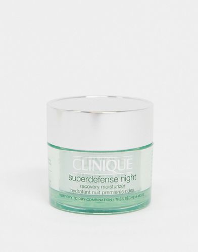 Superdefense Night Recovery Moisturizer - Crema idratante per pelli da miste a secche da 50 ml - Clinique - Modalova