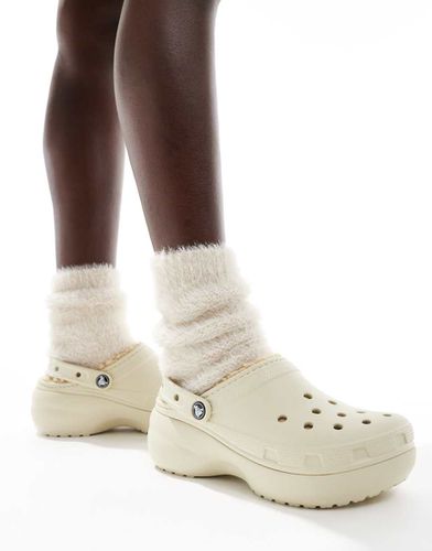 Zoccoli con plateau classici foderati color osso - Crocs - Modalova