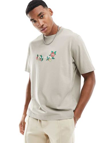 T-shirt pesante beige con ricamo floreale sul petto e logo - Abercrombie & Fitch - Modalova