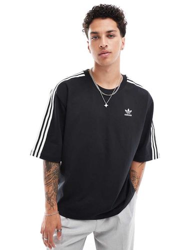 T-shirt oversize nera - adidas Originals - Modalova