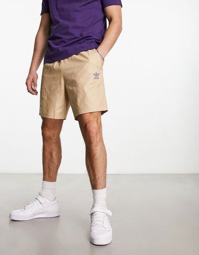 Enjoy Summer - Pantaloncini magic beige con logo - adidas Originals - Modalova