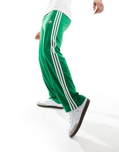 Firebird - Pantaloni sportivi verdi - adidas Originals - Modalova