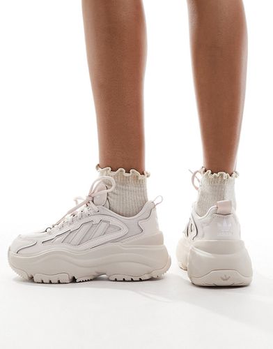 Ozgaia - Sneakers sporco triplo con suola spessa - adidas Originals - Modalova