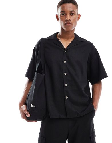 Camicia oversize nera in misto lino con colletto con rever - ADPT - Modalova