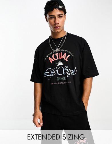 ASOS Actual - T-shirt oversize nera con stampa multicolore "Life Style" e logo in coordinato - ASOS DESIGN - Modalova