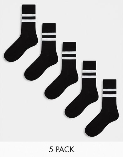 Confezione da 5 paia di calzini sportivi neri a righe bianche - ASOS DESIGN - Modalova
