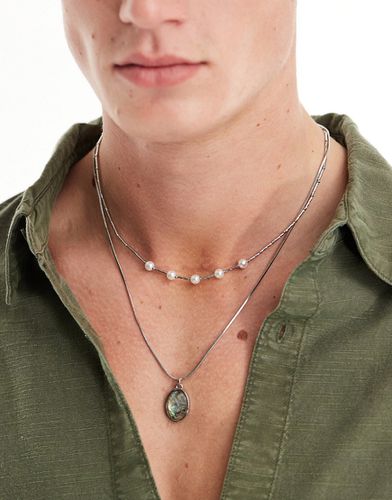 Confezione da 2 collane con conchiglia e perle sintetiche - ASOS DESIGN - Modalova