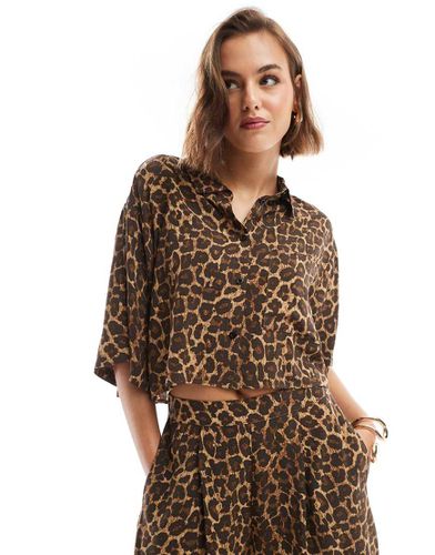 Camicia corta con stampa animalier - ASOS DESIGN - Modalova