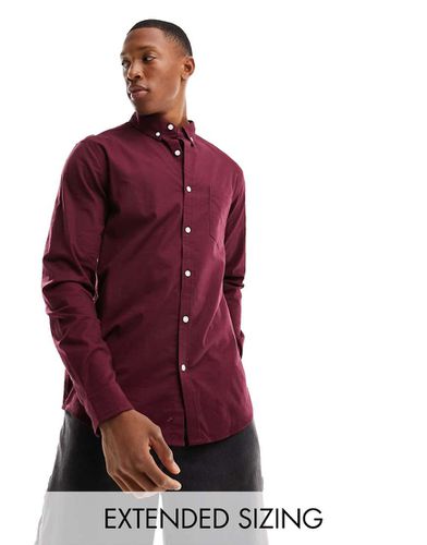 Camicia Oxford bordeaux vestibilità classica - ASOS DESIGN - Modalova