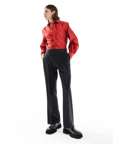 Camicia regular fit con maniche a campana in taffetà rossa - ASOS DESIGN - Modalova