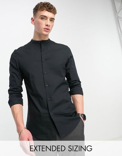 Camicia slim facile da stirare in popeline nera con collo serafino - ASOS DESIGN - Modalova