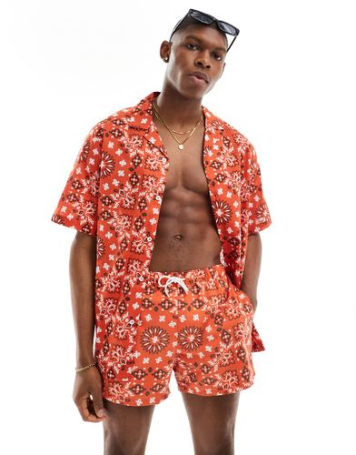 Chemise décontractée d'ensemble avec col à revers et imprimé bandana - Asos Design - Modalova