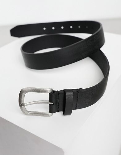 Cintura in pelle nera con fibbia argento brunito vintage - ASOS DESIGN - Modalova