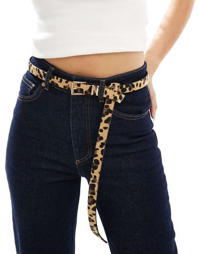 Cintura skinny da jeans per vita e fianchi leopardata con finitura boyfriend - ASOS DESIGN - Modalova