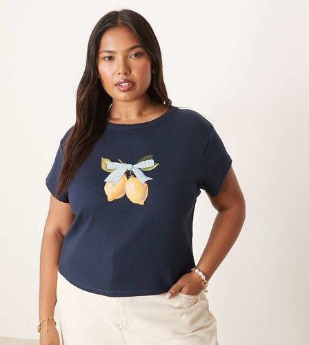 ASOS DESIGN Curve - T-shirt raccourci à motif citron et détail vichy - Asos Curve - Modalova