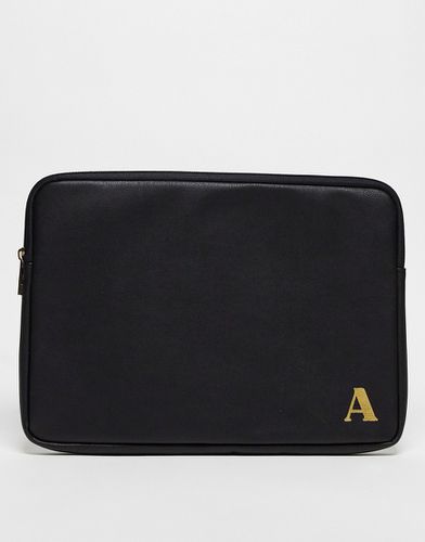 Custodia per portatile nera personalizzata con lettera "A" - ASOS DESIGN - Modalova