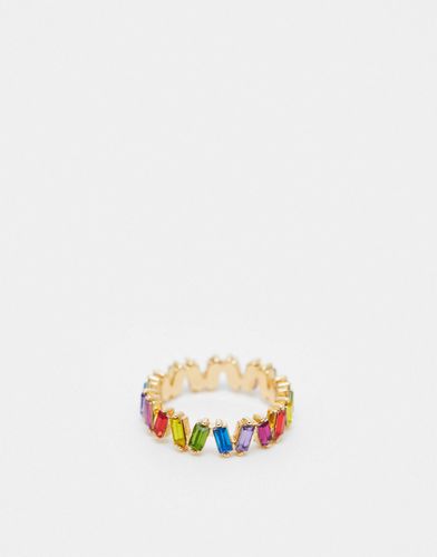 Anello dorato con cristalli baguette arcobaleno - ASOS DESIGN - Modalova