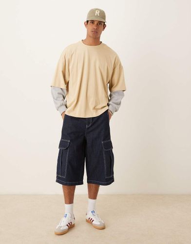 Bermuda long en jean à double plis - brut - Asos Design - Modalova