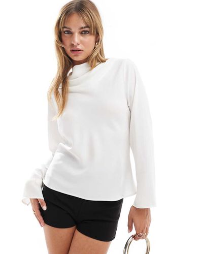 Blusa a maniche lunghe color avorio con scollo ad anello - ASOS DESIGN - Modalova