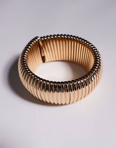 Bracciale ampio dorato - ASOS DESIGN - Modalova