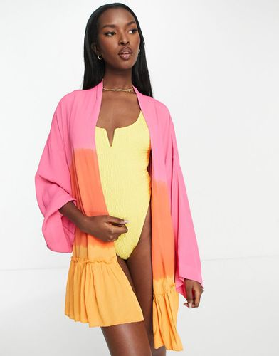 Kimono da mare corto asimmetrico con cintura e stampa sfumata - ASOS DESIGN - Modalova