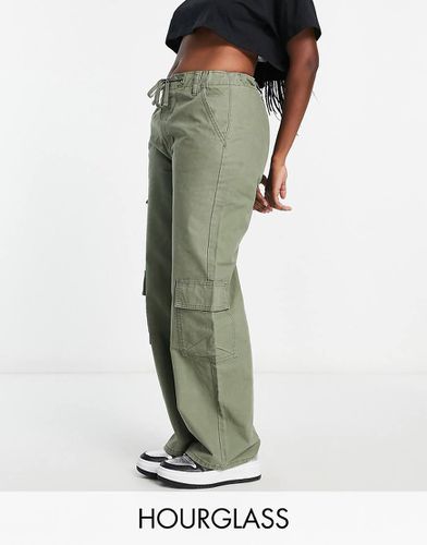 Hourglass - Pantaloni cargo oversize kaki con tasche e allacciati in vita - ASOS DESIGN - Modalova