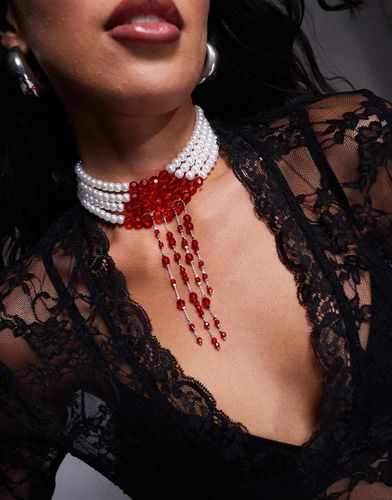 Halloween - Collarino con perle sintetiche e perline rosse - ASOS DESIGN - Modalova