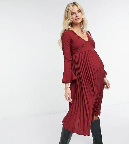 ASOS DESIGN Maternity - Vestito midi plissettato con inserti in pizzo bordeaux - ASOS Maternity - Modalova