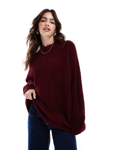 Maglione girocollo oversize bouclé bordeaux - ASOS DESIGN - Modalova