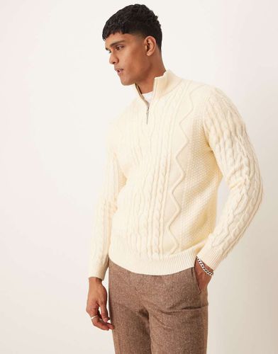 Maglione pesante a trecce color crema con zip corta - ASOS DESIGN - Modalova