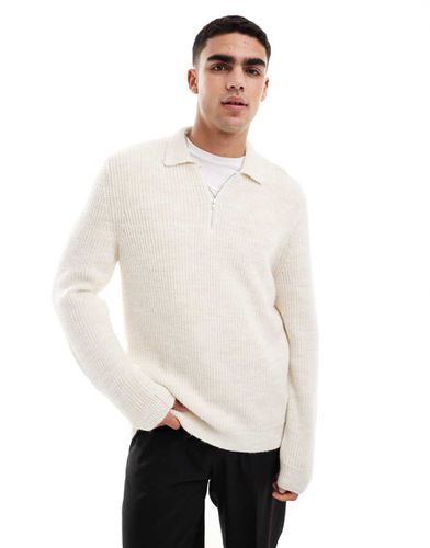 Maglione pesante color crema a coste con colletto e zip corta - ASOS DESIGN - Modalova