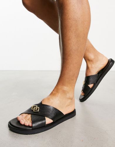 Sandali con fascette incrociate in pelle saffiano neri con applicazione - ASOS DESIGN - Modalova