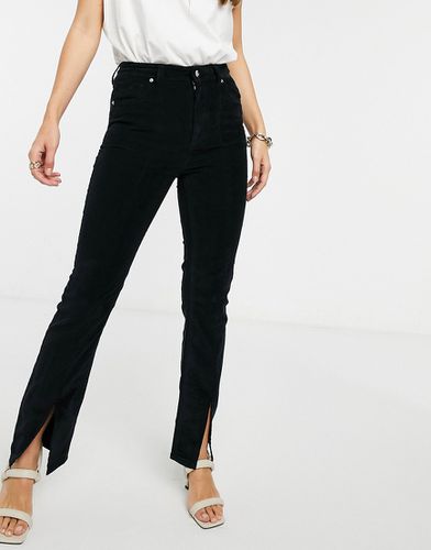 Sassy - Jeans a vita alta a sigaretta con spacco davanti neri a coste - ASOS DESIGN - Modalova