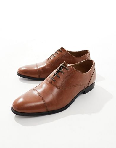Scarpe Oxford in pelle color cuoio con punta - ASOS DESIGN - Modalova