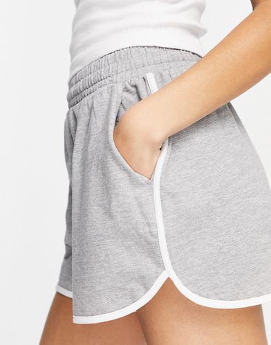 Pantaloncini della tuta da running in cotone grigi con striscia laterale - GREY - ASOS DESIGN - Modalova