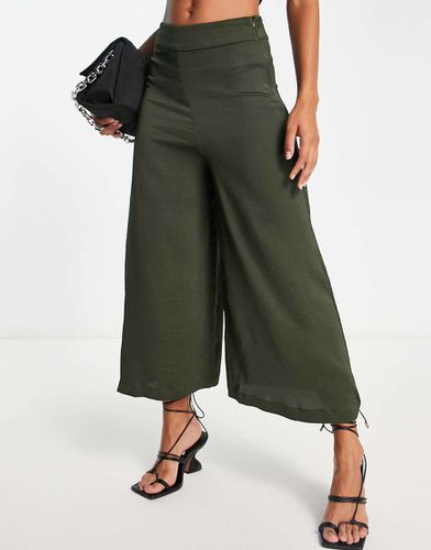 Pantaloni alla caviglia in raso kaki - ASOS DESIGN - Modalova